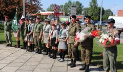 Gnieźnianie upamiętnili powstańców warszawskich (link otworzy duże zdjęcie)