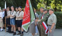 Gnieźnianie upamiętnili powstańców warszawskich (link otworzy duże zdjęcie)