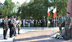 Gnieźnianie upamiętnili powstańców warszawskich (link otworzy duże zdjęcie)