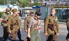 Gnieźnianie upamiętnili powstańców warszawskich (link otworzy duże zdjęcie)