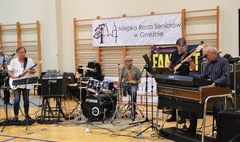 Seniorzy na jeden dzień przejęli władzę w mieście! (link otworzy duże zdjęcie)