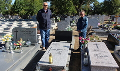 Odsłonięto nagrobek gnieźnieńskiego poety