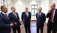 Stary Ratusz na zakończenie rewitalizacji (link otworzy duże zdjęcie)