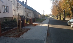 Nowy chodnik przy ul. Ludwiczaka (link otworzy duże zdjęcie)