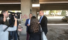 Parking pod wiaduktem we współpracy z Lotosem i Mc Donald’s (link otworzy duże zdjęcie)