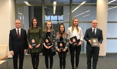 Prezydent przyznał stypendia dla studentów i doktorantów (link otworzy duże zdjęcie)