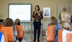 Spotkanie autorskie z Małgorzatą Strękowską-Zarembą (link otworzy duże zdjęcie)