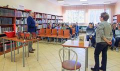 Spotkanie autorskie z Grażyną Bąkiewicz (link otworzy duże zdjęcie)