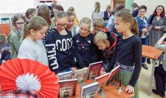 Spotkanie autorskie z Grażyną Bąkiewicz (link otworzy duże zdjęcie)