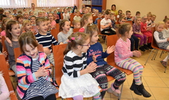 Offeliada dzieciom (link otworzy duże zdjęcie)