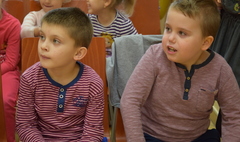 Offeliada dzieciom (link otworzy duże zdjęcie)