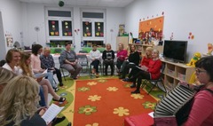 Plastusiowo z międzynarodową współpracą (link otworzy duże zdjęcie)