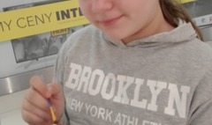 Dekorowali ozdoby świąteczne w szczytnym celu (link otworzy duże zdjęcie)