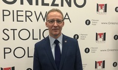 60 seniorów otrzyma od Miasta bransoletki życia (link otworzy duże zdjęcie)