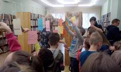 Dzień Języka Ojczystego w bibliotece (link otworzy duże zdjęcie)