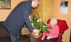 Dwieście lat dla Pani Władysławy (link otworzy duże zdjęcie)