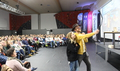 Spotkanie z ekipą vloga „Busem przez świat”