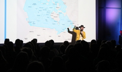 Spotkanie z ekipą vloga „Busem przez świat” (link otworzy duże zdjęcie)