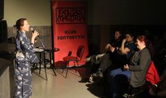 Wiele ról, jeden aktor: rakugo po raz pierwszy w Gnieźnie (link otworzy duże zdjęcie)