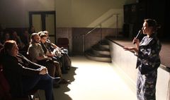 Wiele ról, jeden aktor: rakugo po raz pierwszy w Gnieźnie (link otworzy duże zdjęcie)