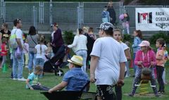 Hawajski festyn na Osiedlu Konikowo (link otworzy duże zdjęcie)