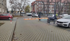 Parking na ul. Konikowo (link otworzy duże zdjęcie)