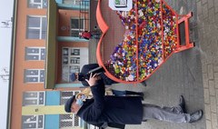 Ekologiczne i charytatywne serca na nakrętki pojawiły się w Gnieźnie (link otworzy duże zdjęcie)