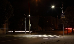 Doświetlone przejście dla pieszych (link otworzy duże zdjęcie)