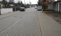 Droga wewnętrzna na osiedlu Grunwaldzkim (link otworzy duże zdjęcie)