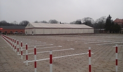 Bezpłatny parking przy ulicy Sobieskiego (link otworzy duże zdjęcie)