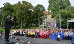 Występ Dzwonu w Koźminie Wielkopolskim (link otworzy duże zdjęcie)