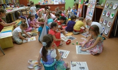 Wakacje w bibliotece (link otworzy duże zdjęcie)