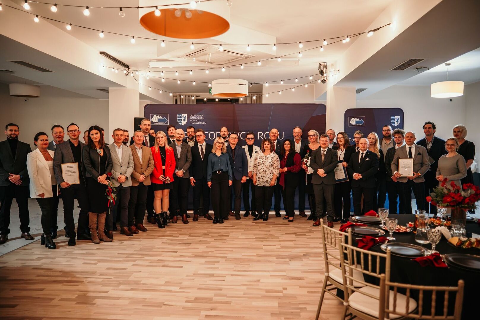 Tu powinien być opis.